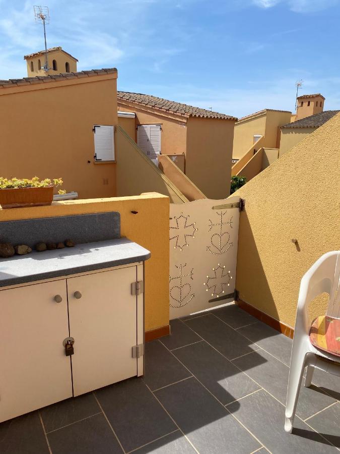 Joli Appartement Mezzanine Avec Parking La Roquille آجد المظهر الخارجي الصورة